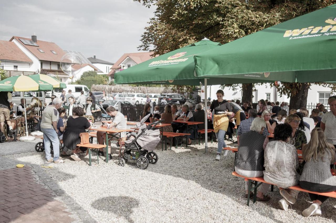 Kastanienhof Pfettrach Hotel Altdorf  Eksteriør billede