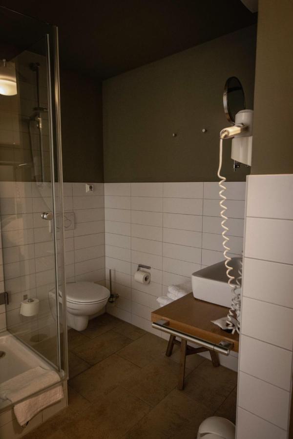 Kastanienhof Pfettrach Hotel Altdorf  Eksteriør billede