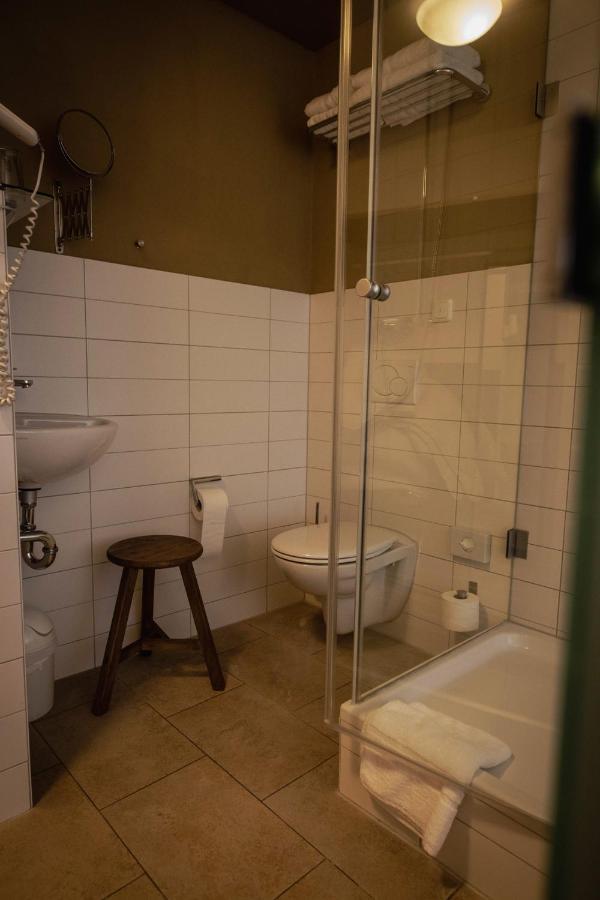 Kastanienhof Pfettrach Hotel Altdorf  Eksteriør billede