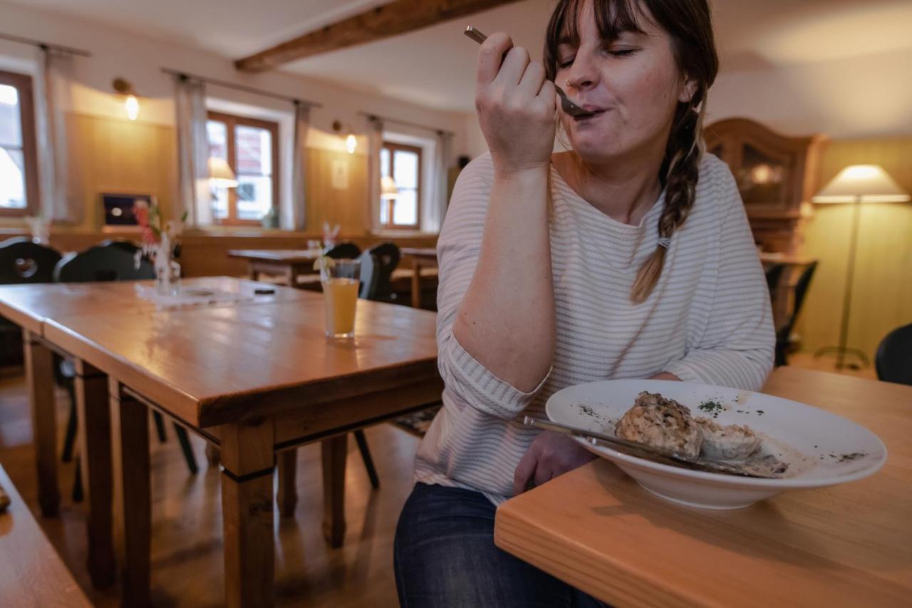 Kastanienhof Pfettrach Hotel Altdorf  Eksteriør billede