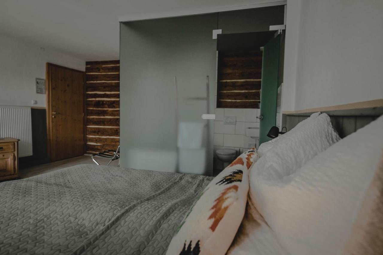 Kastanienhof Pfettrach Hotel Altdorf  Eksteriør billede