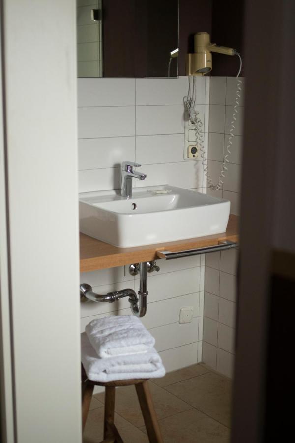 Kastanienhof Pfettrach Hotel Altdorf  Eksteriør billede